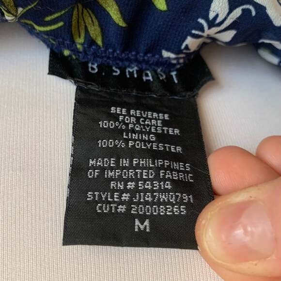 B. Smart Floral Faux Wrap mini dress - Picture 7 of 8